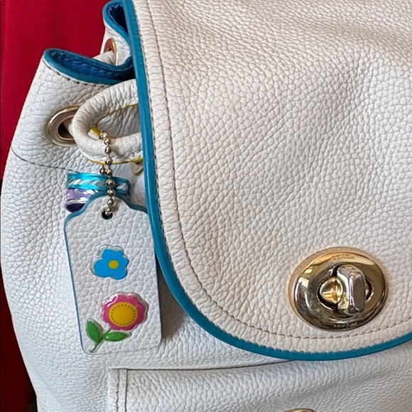 Coach Mini Backpack  F37789  leather cream/blue yellow red edging  2 turn locks main image 15